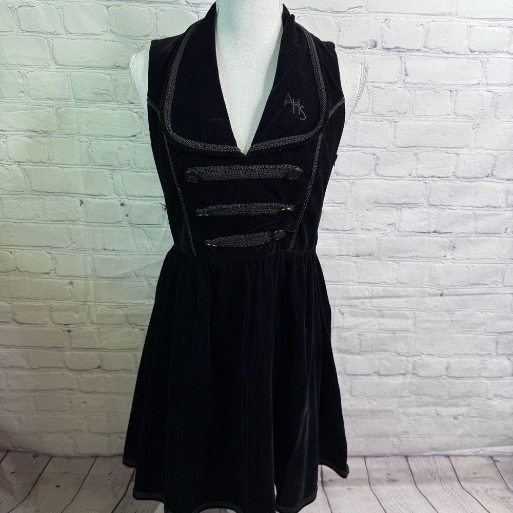 American Horror Story Hotel Bellhop Velvet Dress Hot Topic Medium - Picture 2 of 8